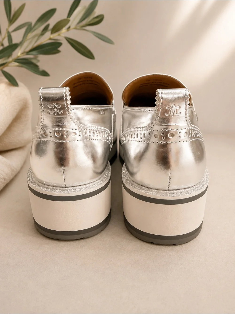 Johnston & Murphy Gracelyn Venetian Silver Metallic Platform Loafers Size 8.5